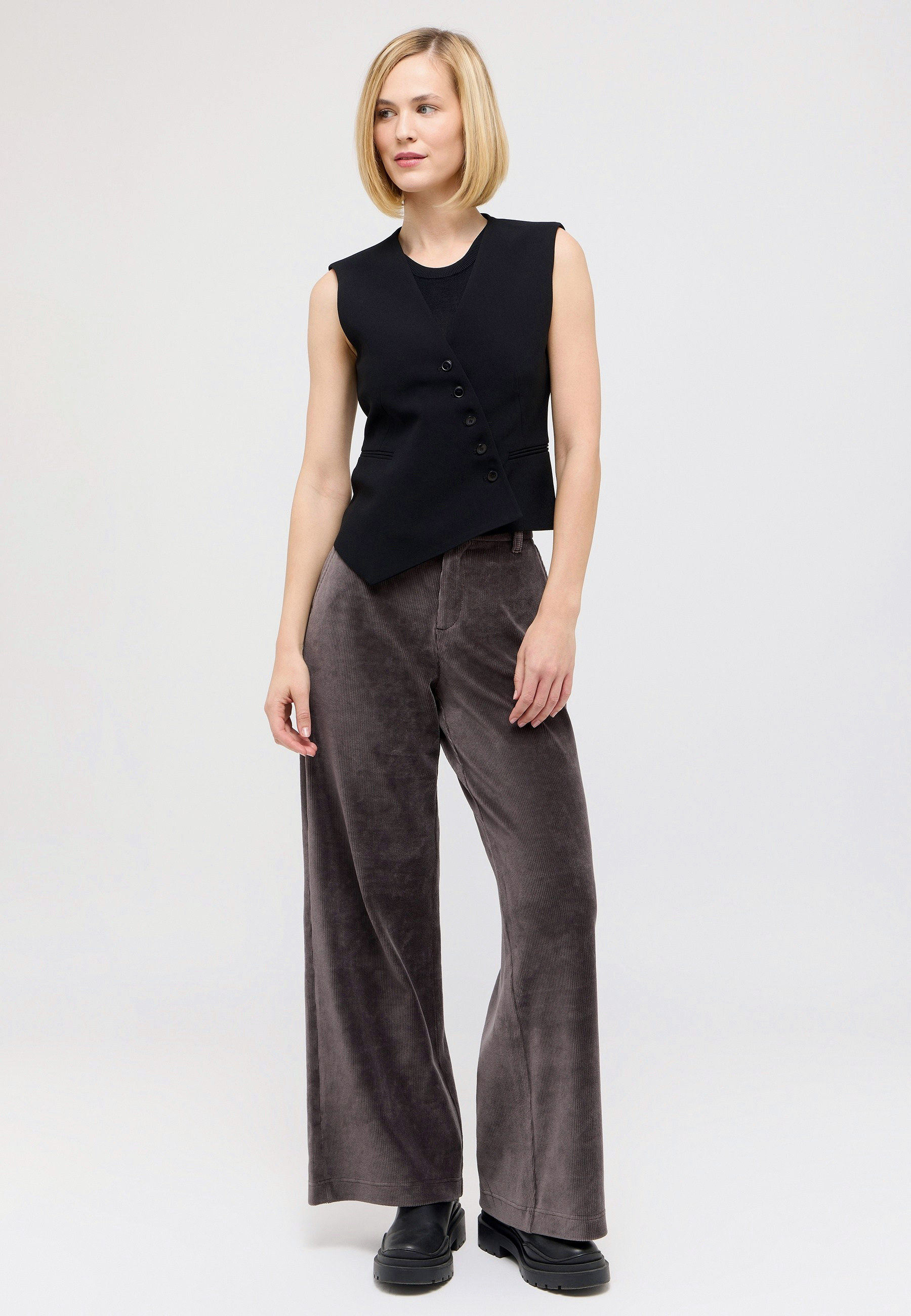 Cord Jersey Hose mit Baumwollmischung – Rückansicht