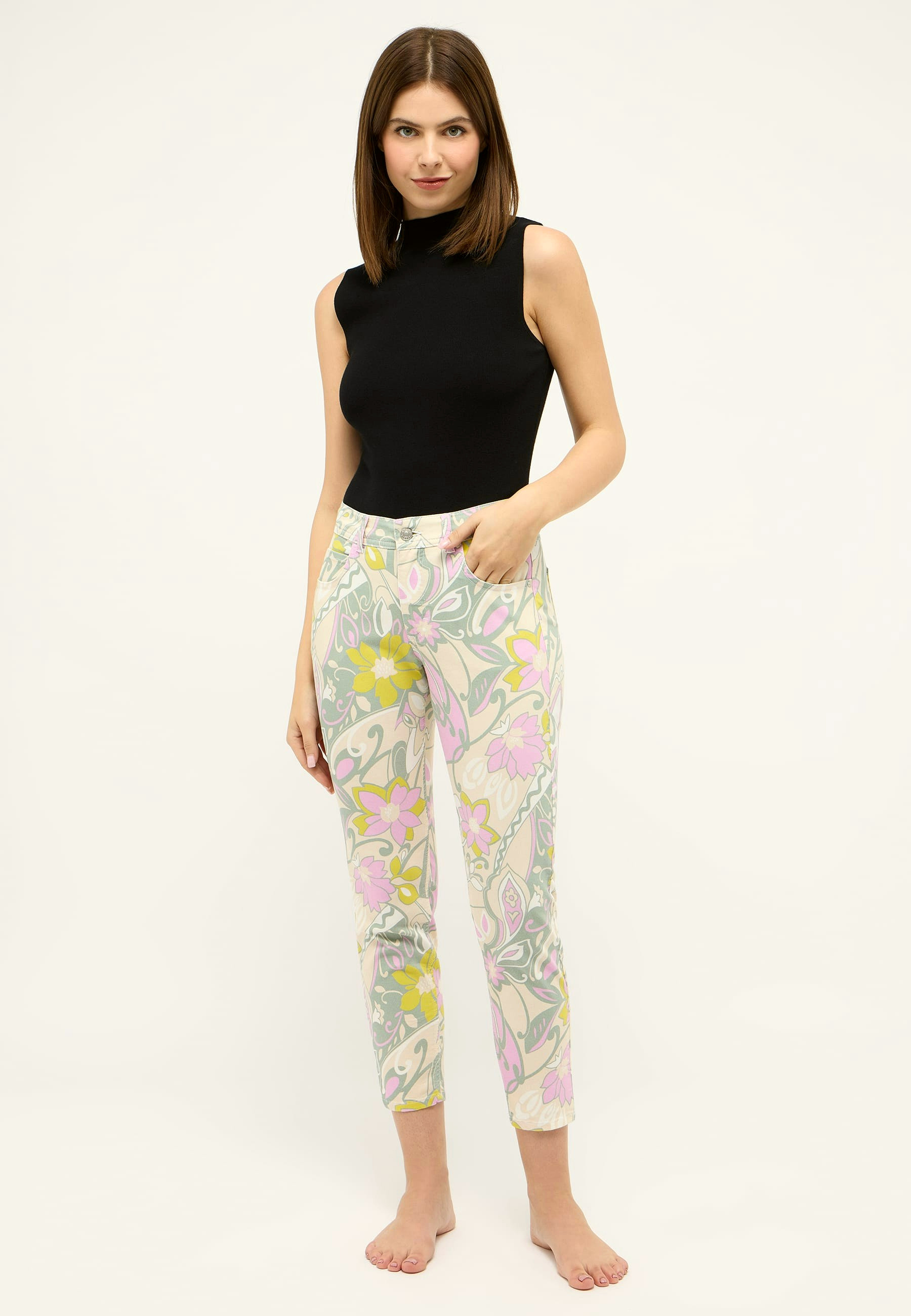 Baumwollhose mit Blumenprint – Rückansicht