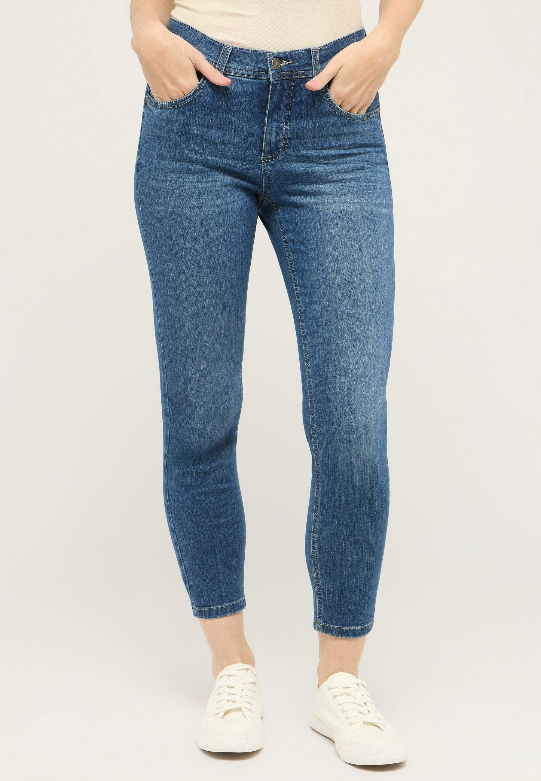 Hose Mittelblau Damen – Slim Fit | Angels