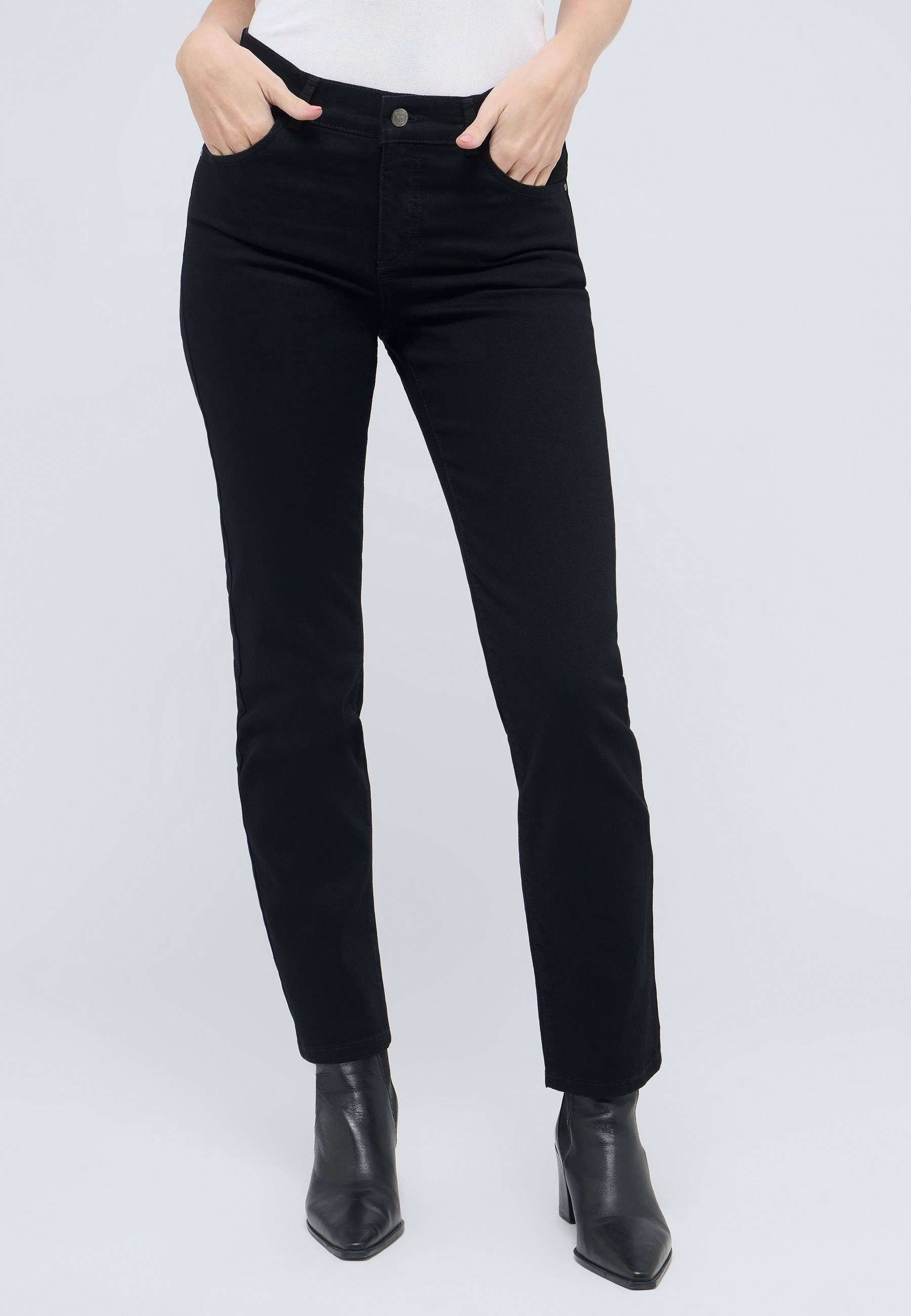 Hose Tiefschwarz mit Straight Fit | Angels