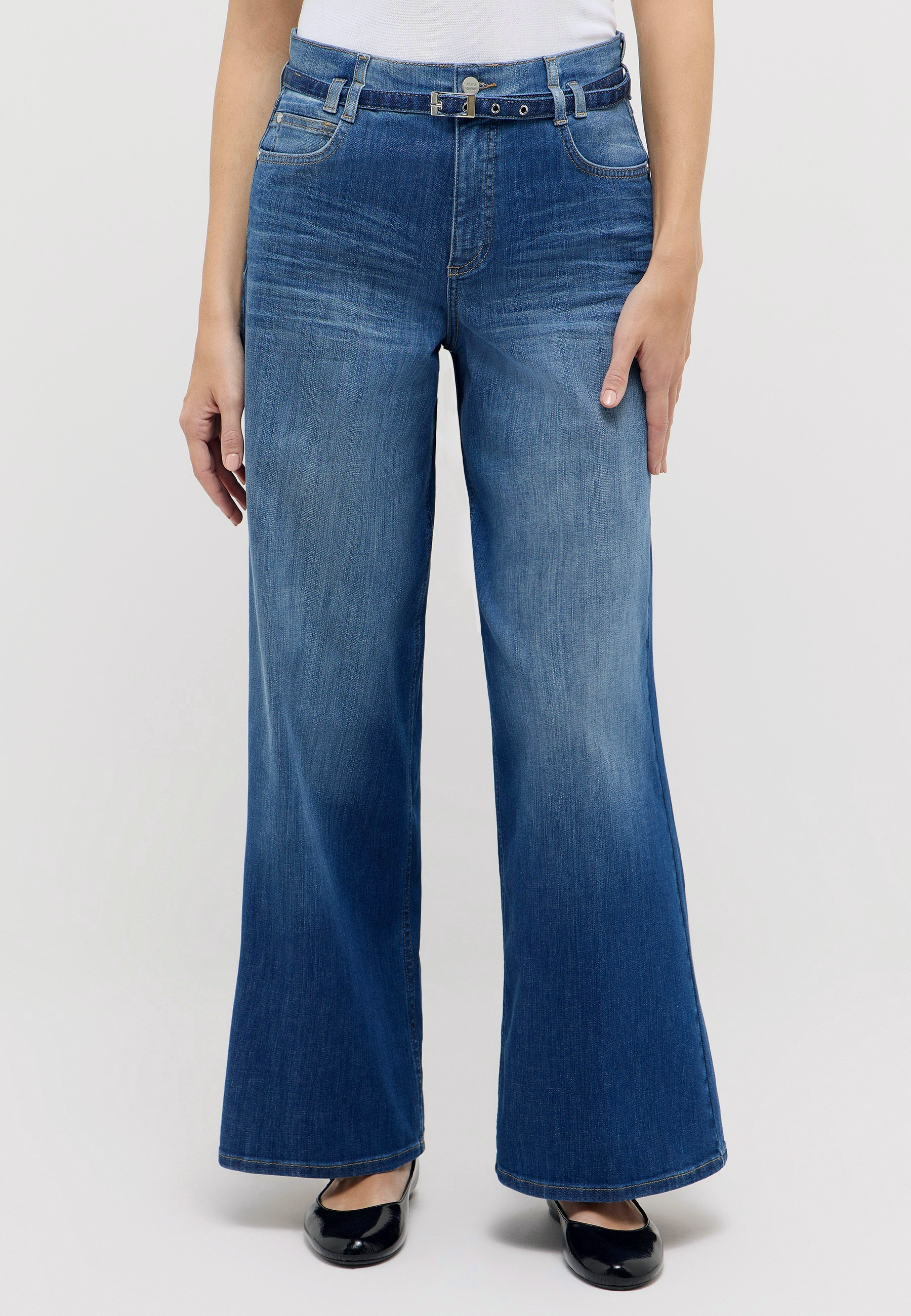 Hosengröße US Damen Relaxed Fit | Angels