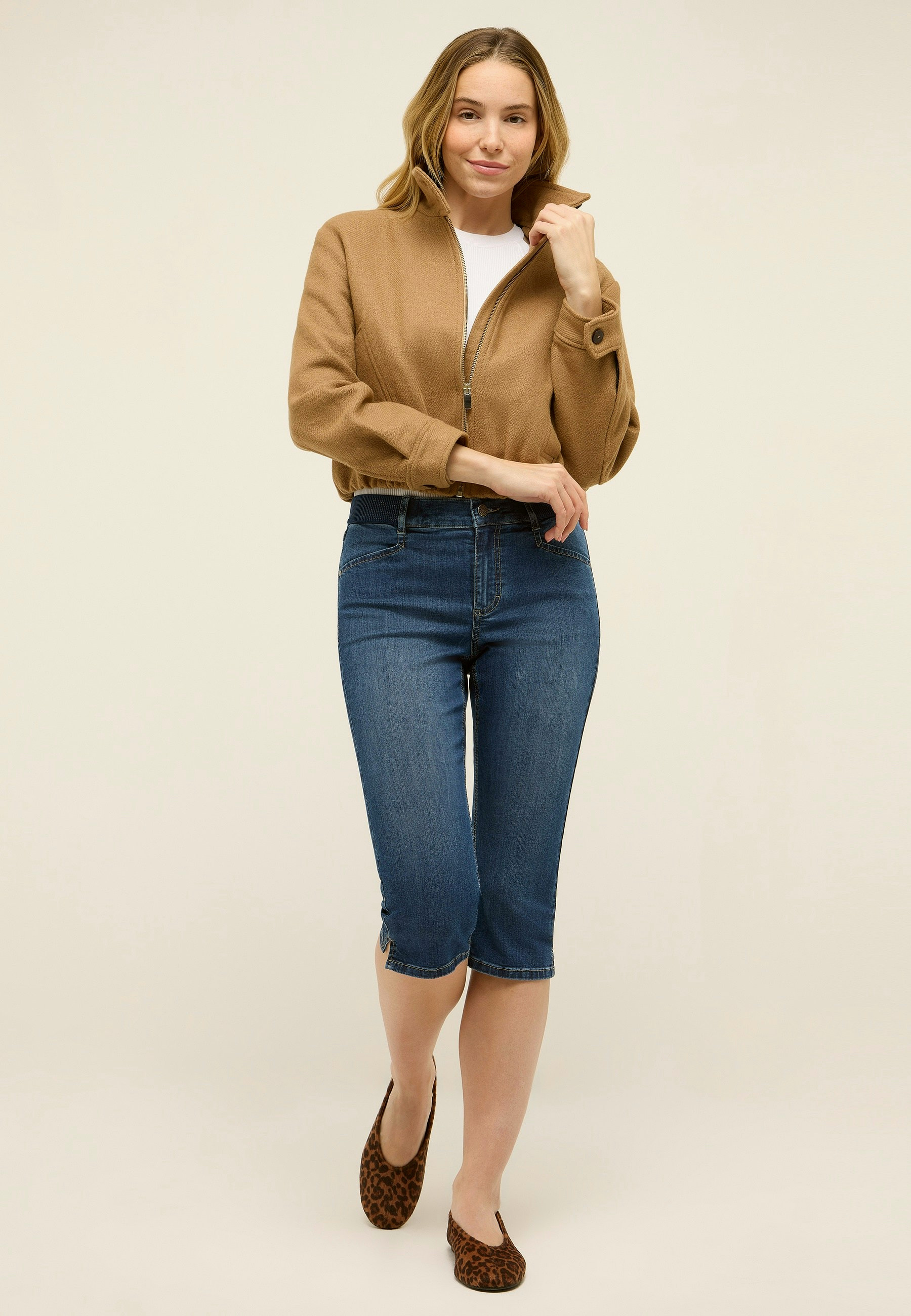 Leichte Baumwollhose mit Polyester – Rückansicht