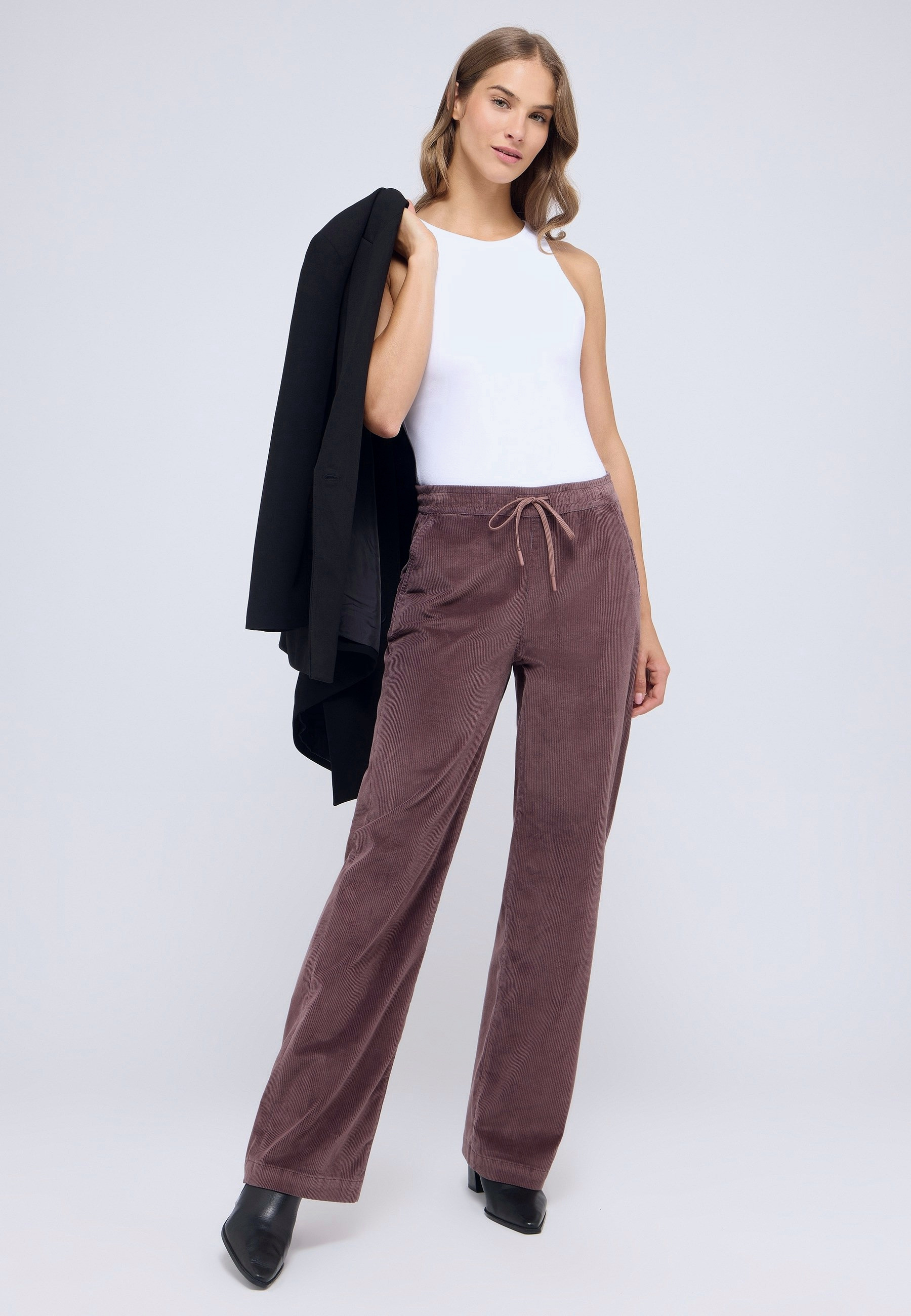 Relaxed Fit Cordhose mit Baumwolle und Polyester – Rückansicht