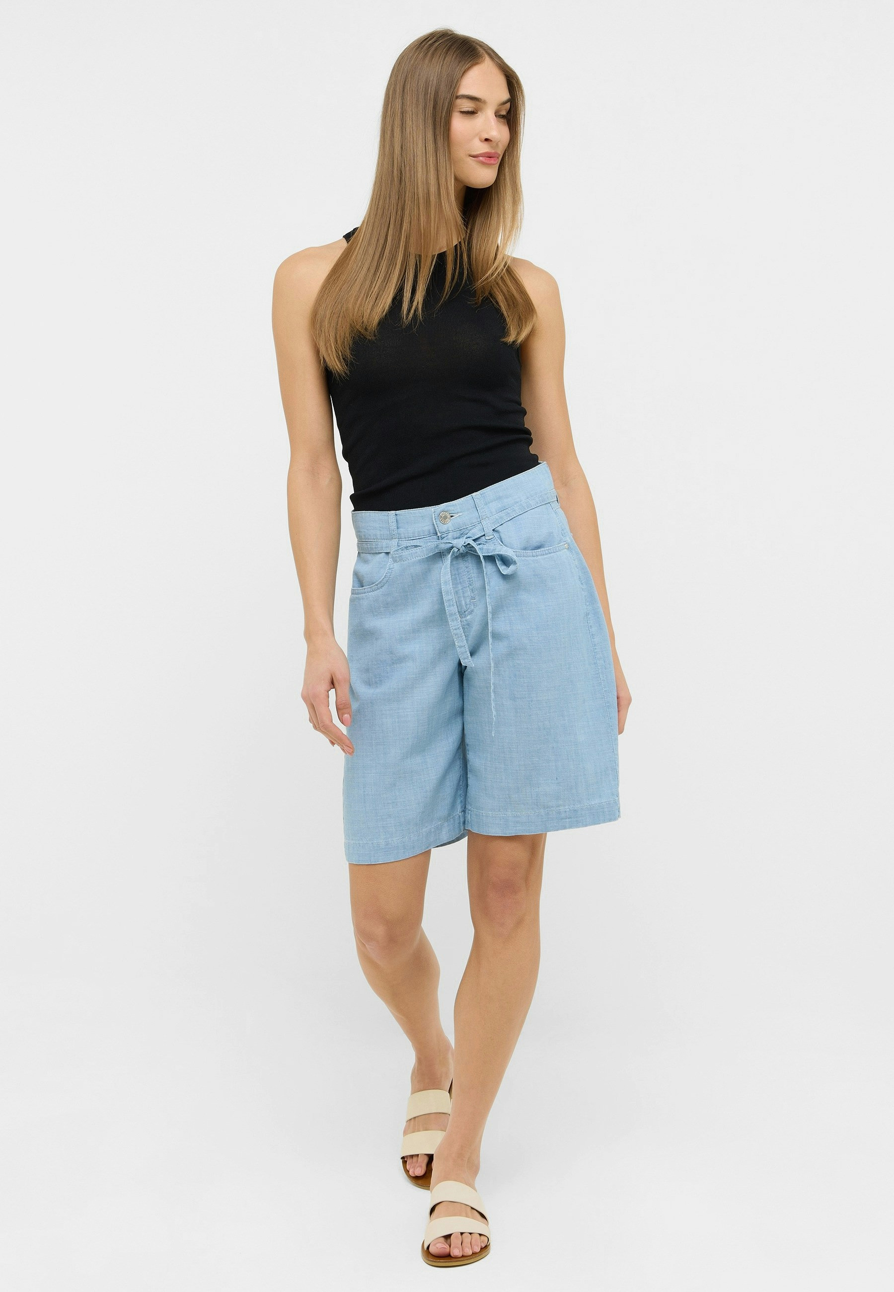 Relaxed Fit Hose in Leinenoptik mit leichtem Stoff – Rückansicht