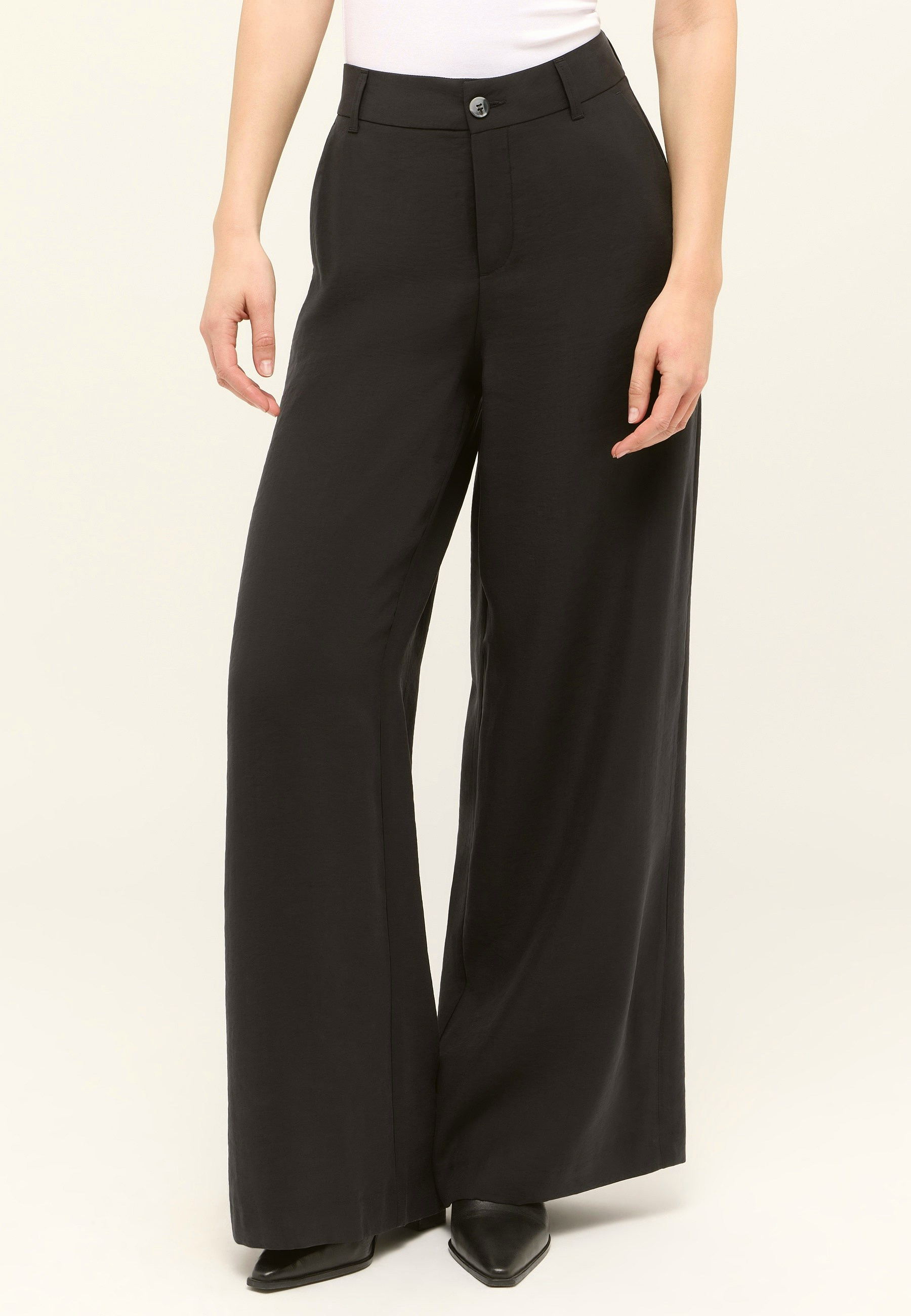 Relaxed Fit Schwarze Weite Hose Bestellungen | Angels