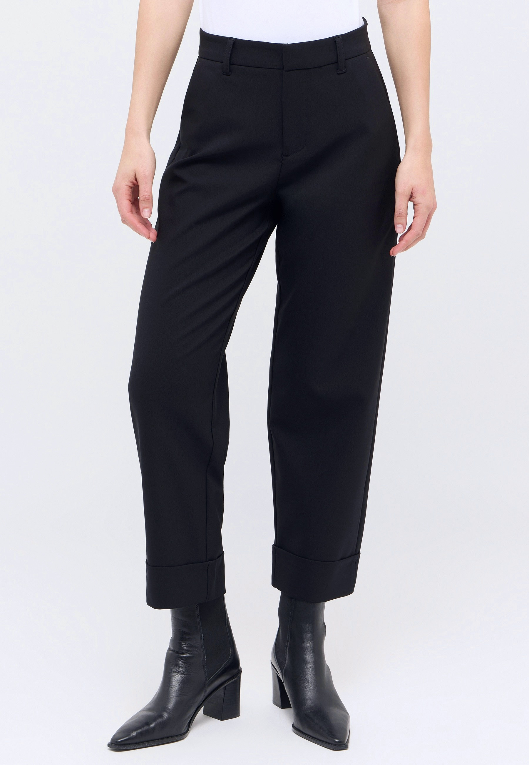 Straight Fit Hose – Relaxed | Angels