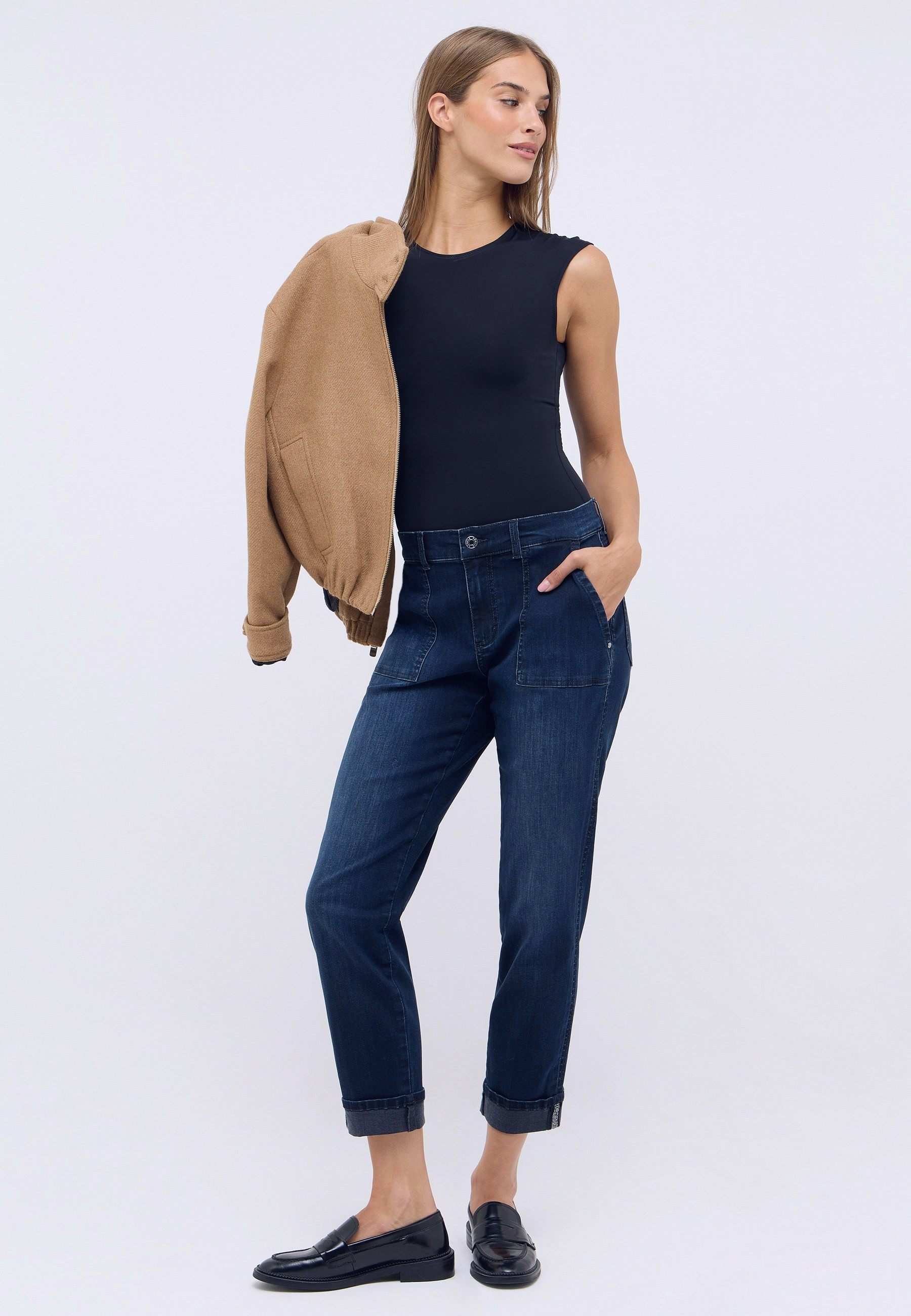 Stretch Denim Cargo Hose mit elastischem Bund – Seitenansicht