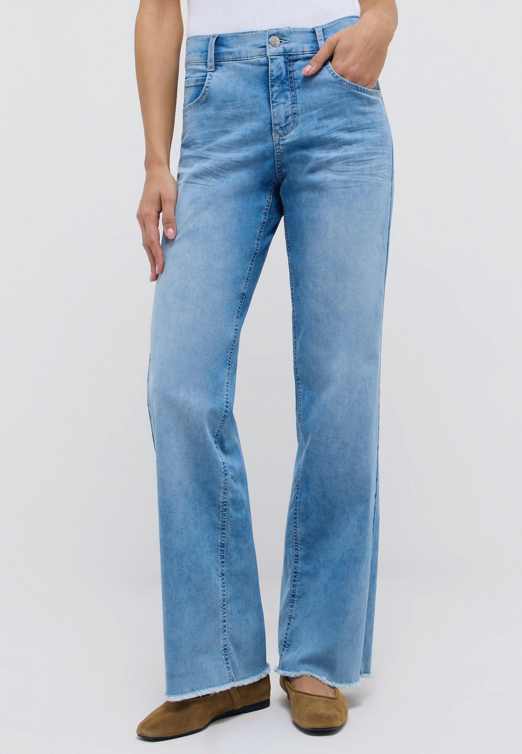 Weite Hose für Frauen mit Relaxed Fit | Angels